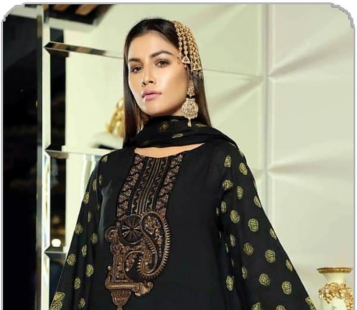 Nehlo Fer Irani Neelo